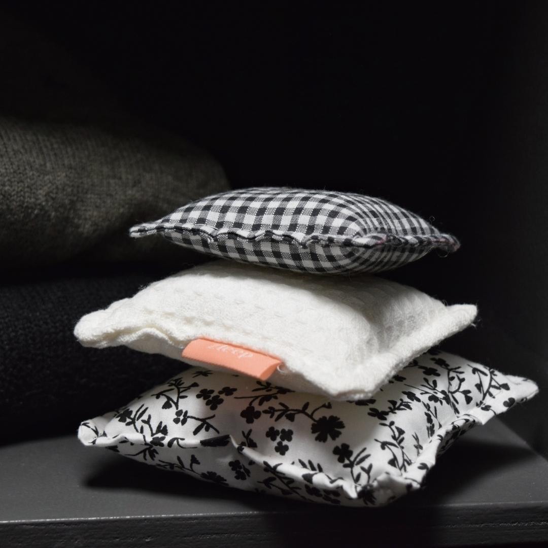 Αρωματικά μαξιλαράκια - Black Flowers - Image 3