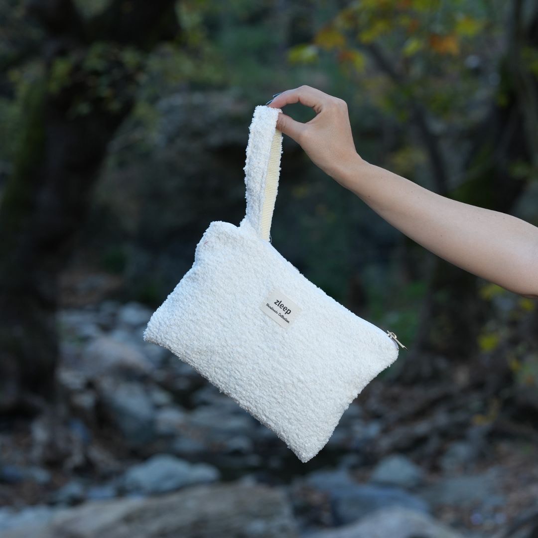 Τσαντάκι Μπουκλέ Λευκό